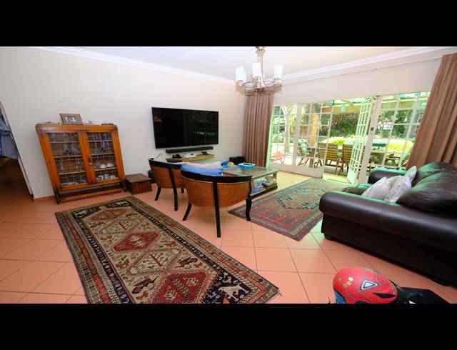 4 BEDROOM HOUSE FOR SALE IN KENSINGTON B